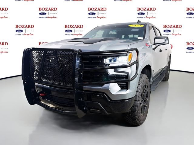 Used 2024 Chevrolet Silverado 1500 LT Trail Boss w/ Convenience Package II image 4
