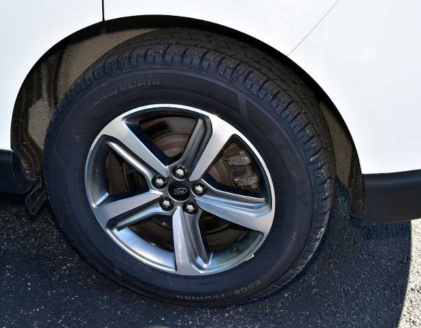 Certified 2024 Ford Edge SEL w/ Convenience Package AWD/4WD image 35