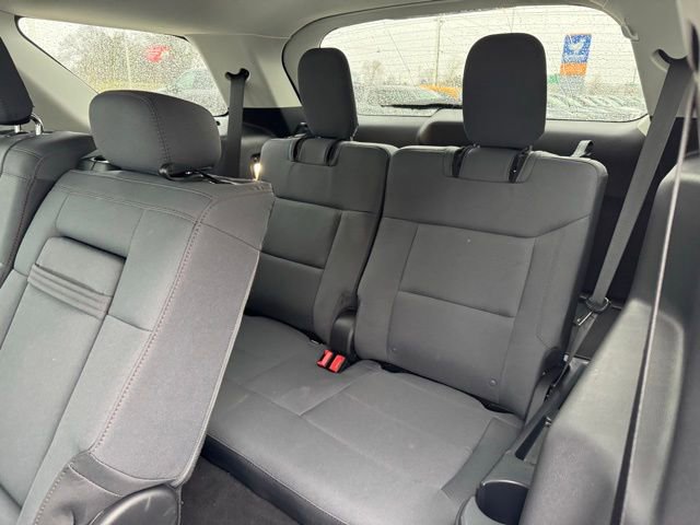 Certified 2025 Ford Explorer Active AWD/4WD image 17