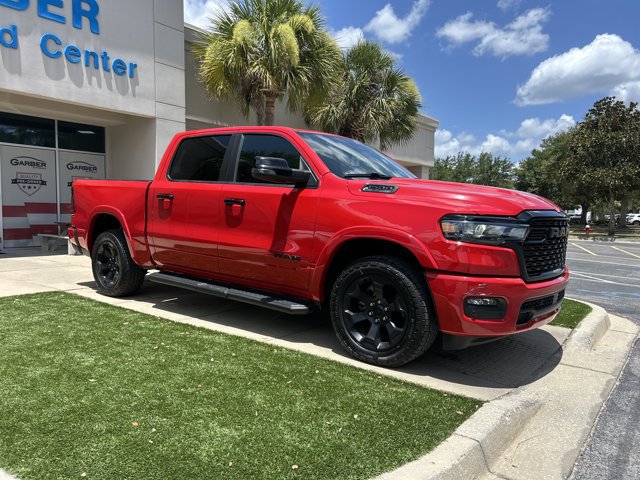 Used 2025 RAM 1500 Big Horn AWD/4WD image 2