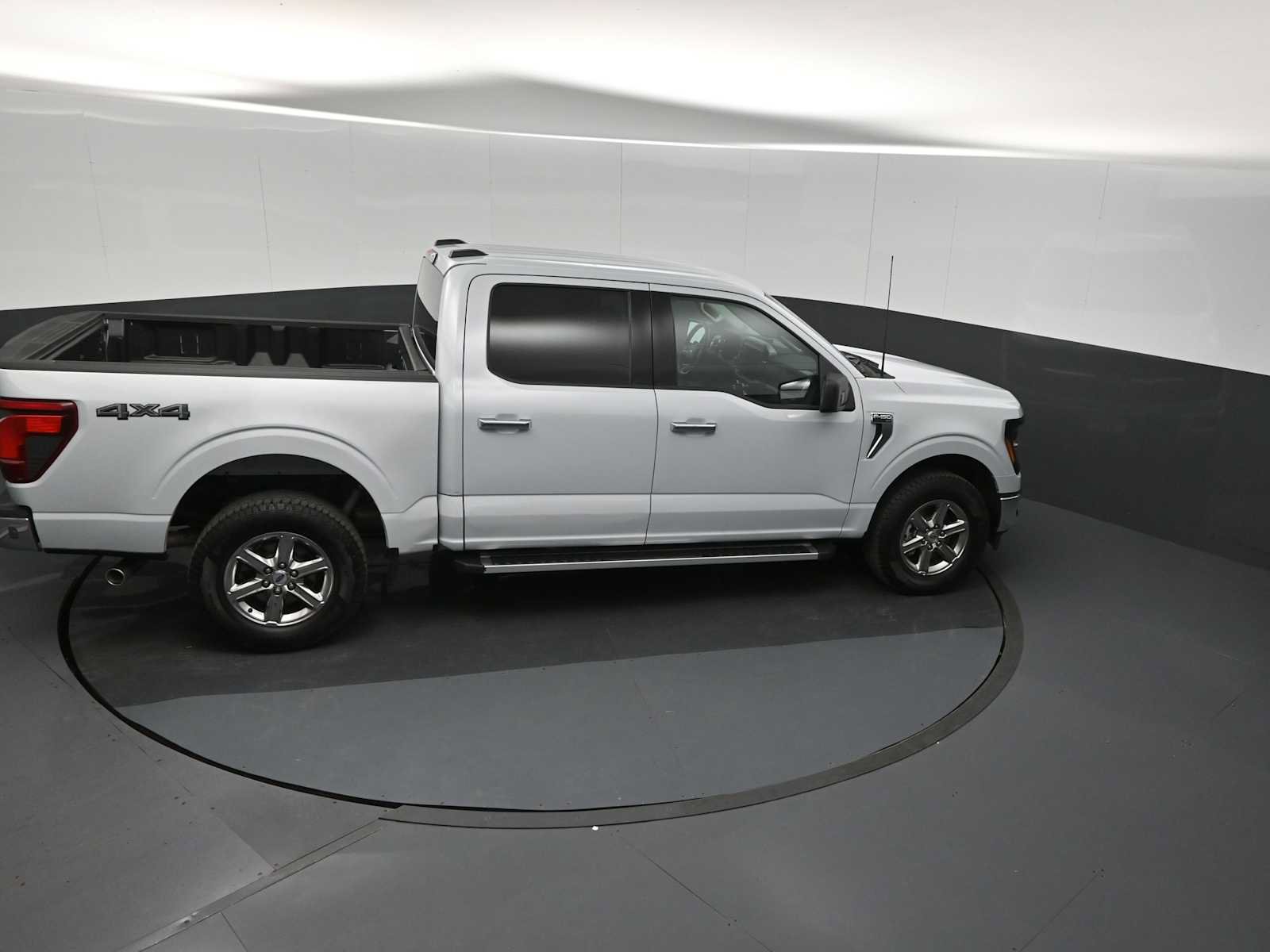 Certified 2025 Ford F150 XLT w/ Equipment Group 301A Standard AWD/4WD image 44