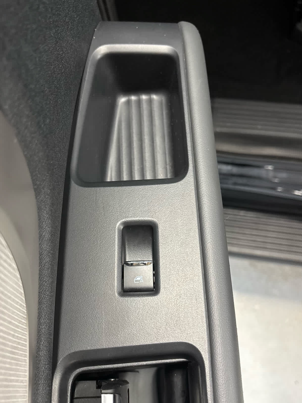 Certified 2025 Ford Expedition Active AWD/4WD image 30