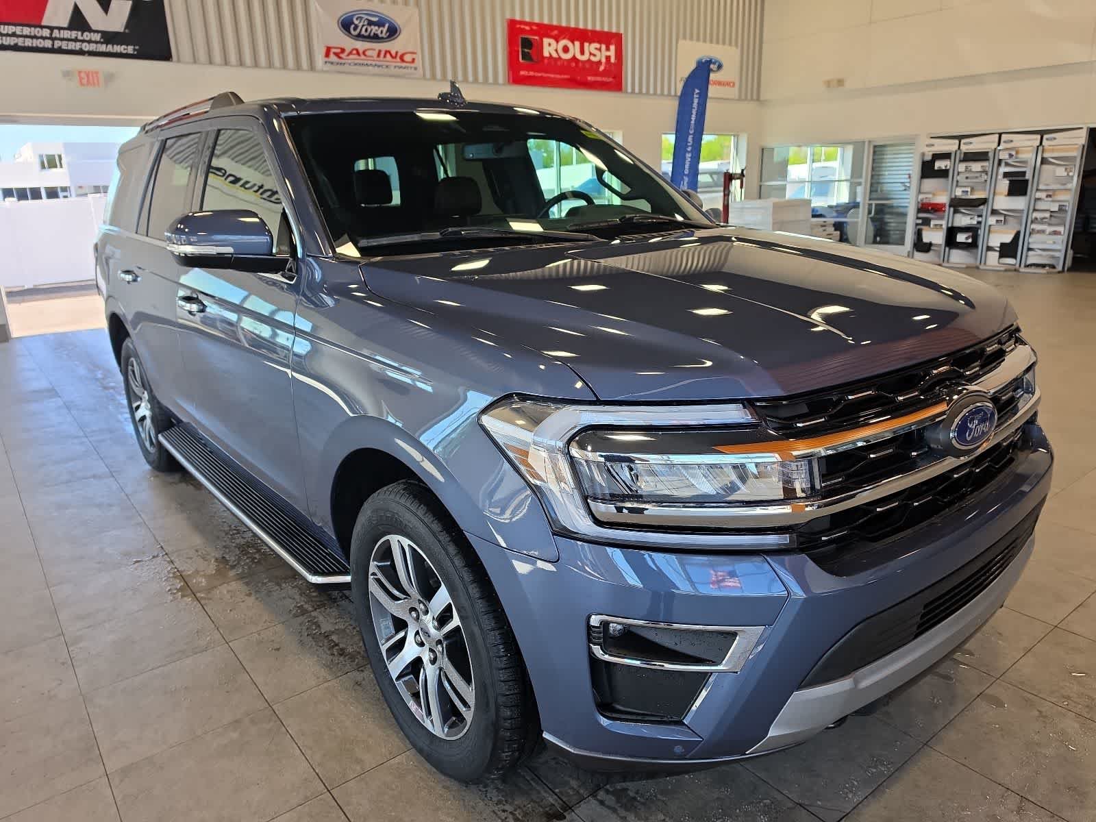 Certified 2022 Ford Expedition Limited AWD/4WD image 5