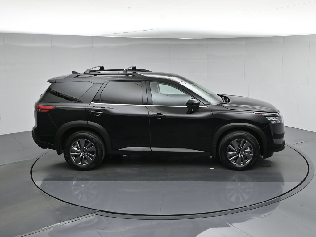 Used 2025 Nissan Pathfinder SV w/ SV Premium Package AWD/4WD image 43