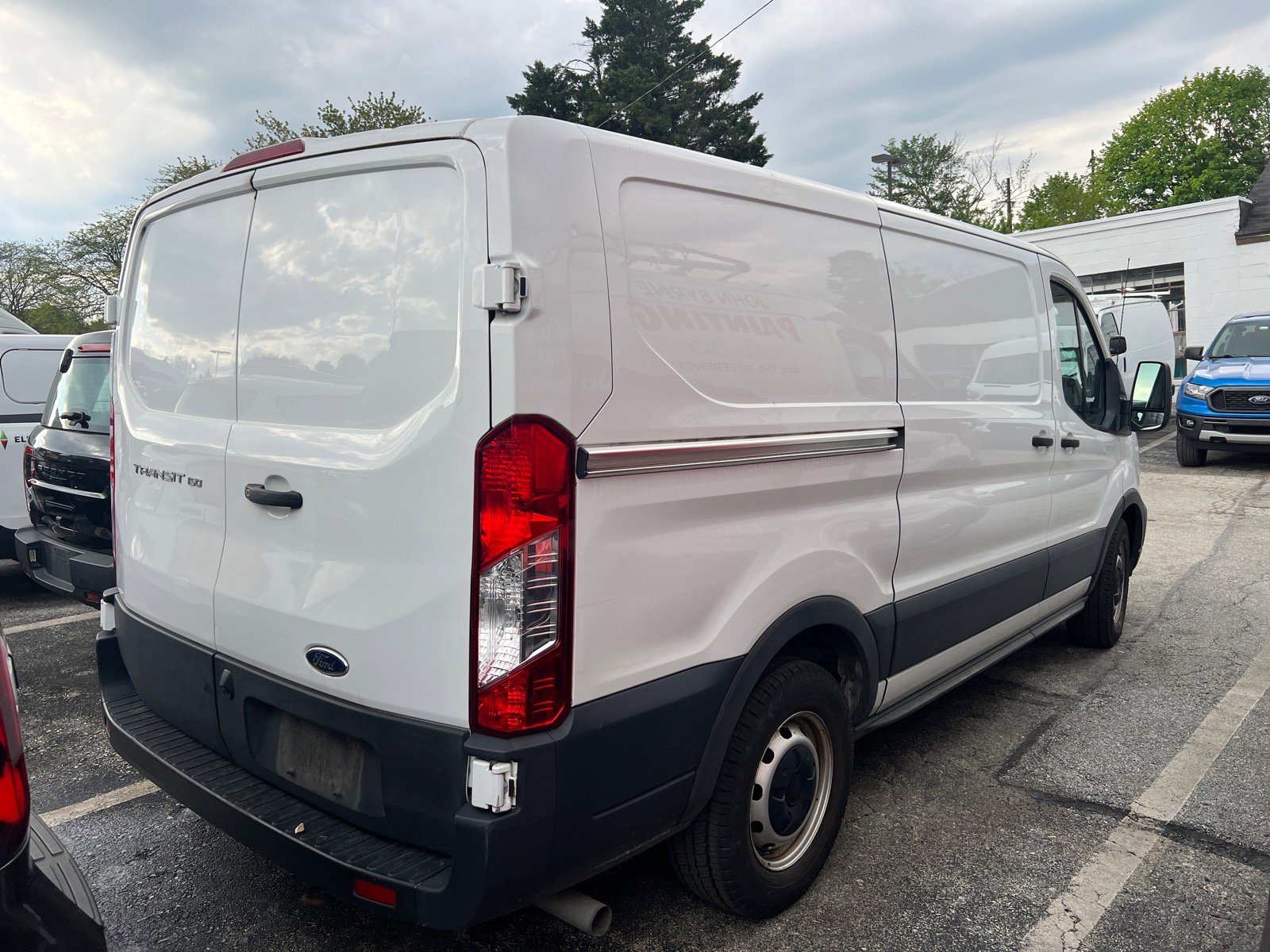 Certified 2020 Ford Transit 150 Low Roof RWD image 4