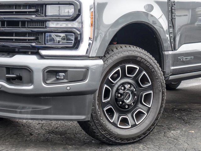 Certified 2025 Ford F250 Platinum image 10