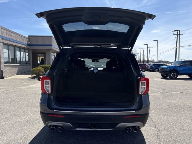 Certified 2022 Ford Explorer Platinum w/ Equipment Group 601A image 20