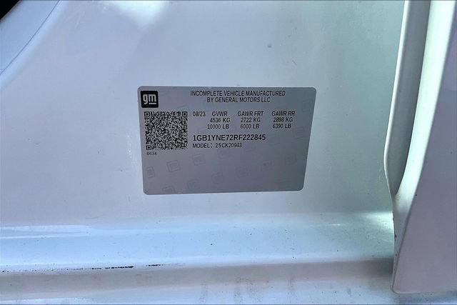 Used 2024 Chevrolet Silverado 2500 LT w/ Convenience Package image 32