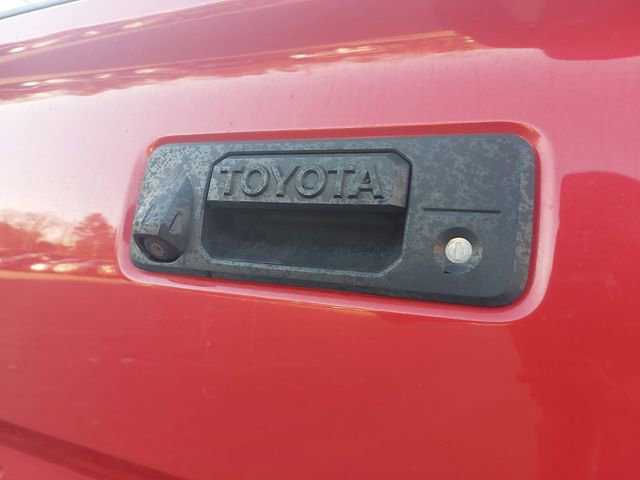 Used 2017 Toyota Tacoma SR5 w/ Tow Package image 13