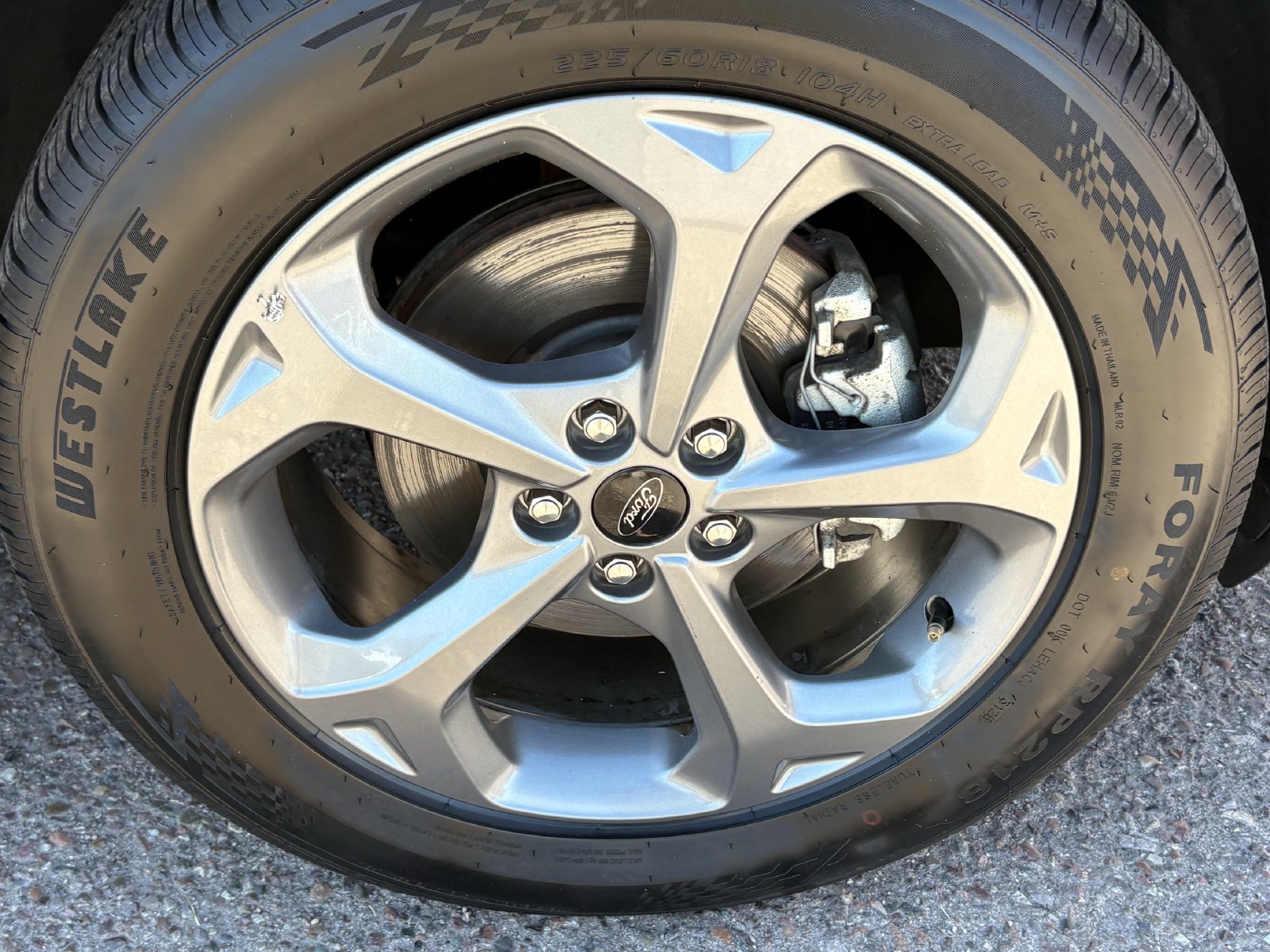 Certified 2025 Ford Escape ST-Line Select AWD/4WD image 11