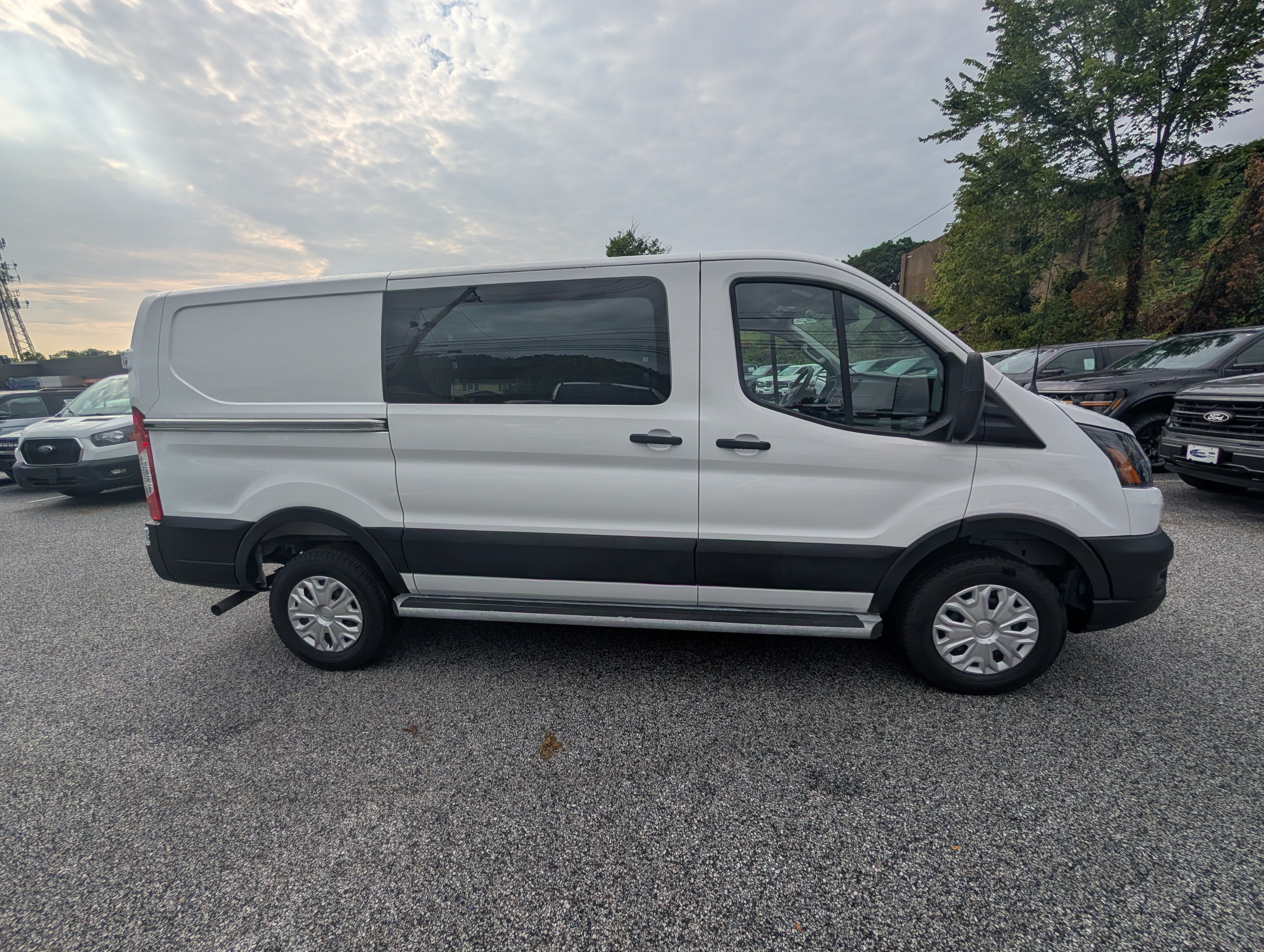 Certified 2025 Ford Transit 250 Low Roof w/ Exterior Upgrade Package RWD image 8