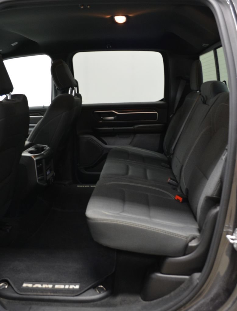 Used 2022 RAM 1500 Big Horn AWD/4WD image 12