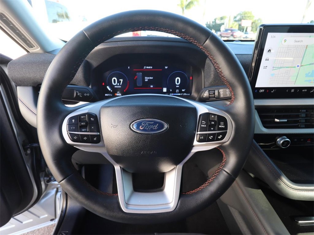 Certified 2025 Ford Explorer Active image 17