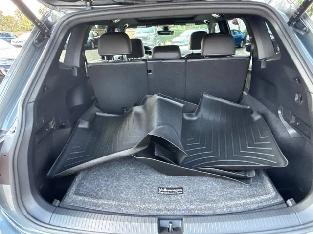 Used 2022 Volkswagen Tiguan SE R-Line AWD/4WD image 27