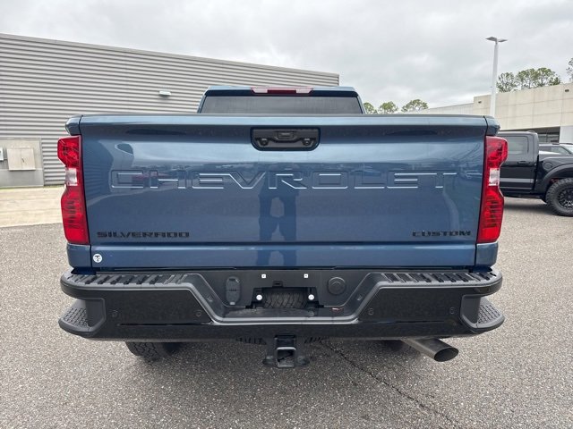 Used 2026 Chevrolet Silverado 2500 Custom w/ Custom Value Package image 4