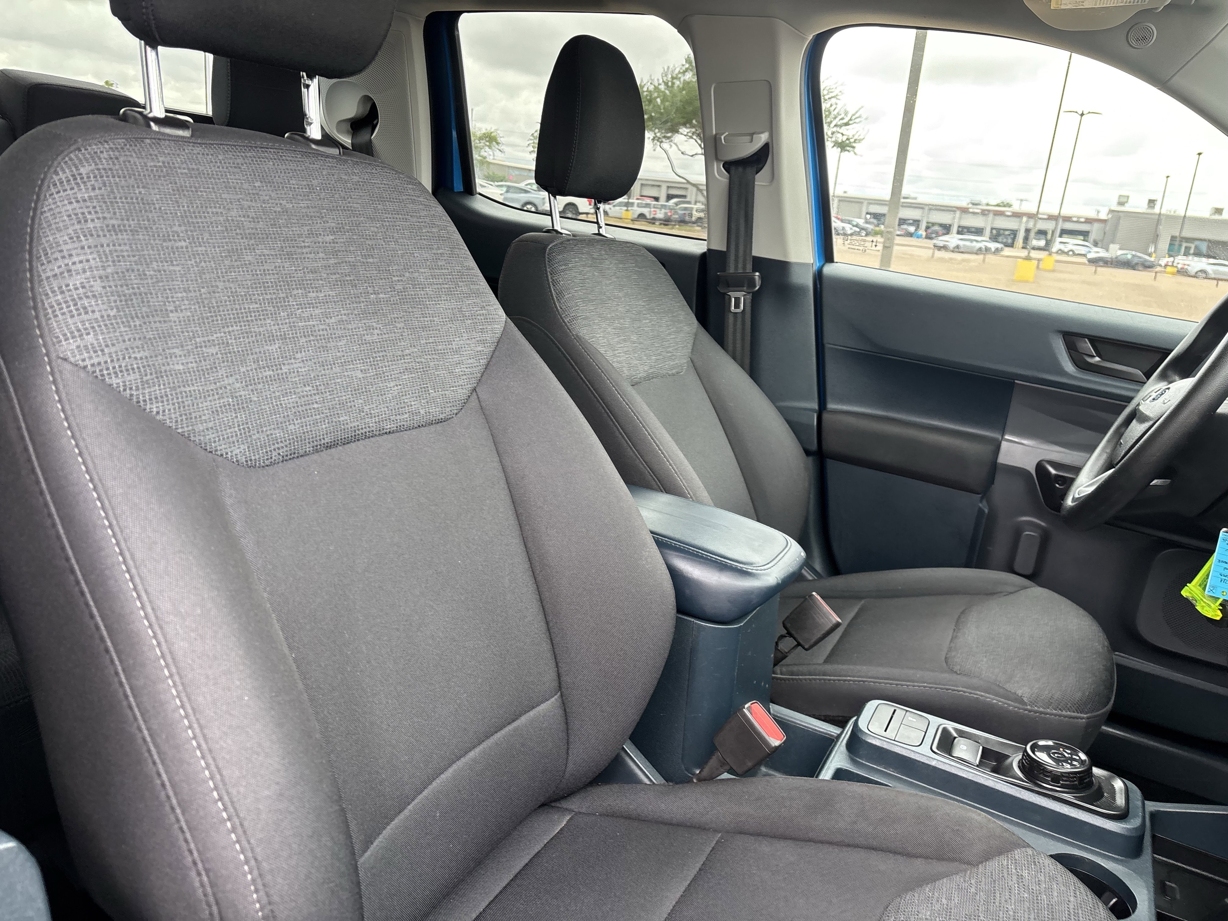 Certified 2025 Ford Maverick XL FWD image 27
