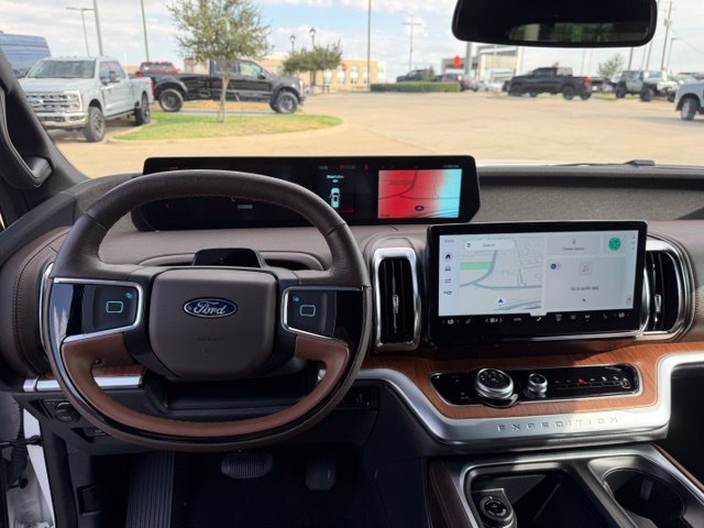 Certified 2025 Ford Expedition King Ranch AWD/4WD image 18