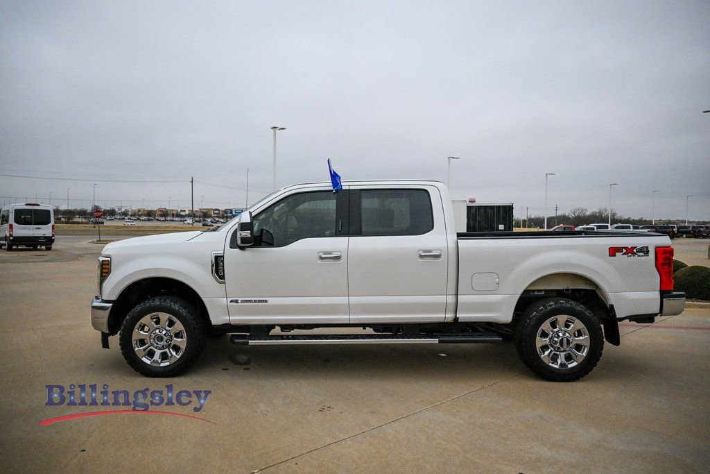 Certified 2019 Ford F350 Lariat w/ Chrome Package image 4