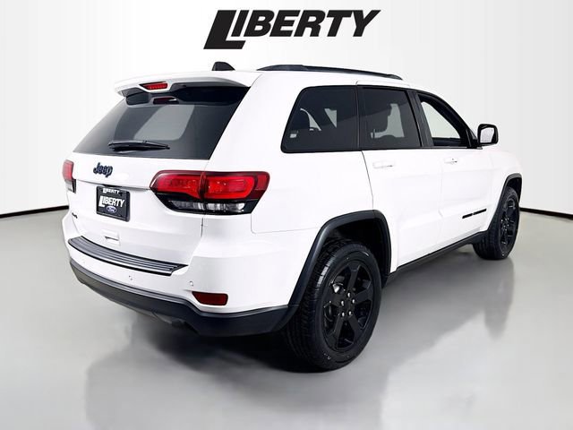 Used 2019 Jeep Grand Cherokee Laredo image 5
