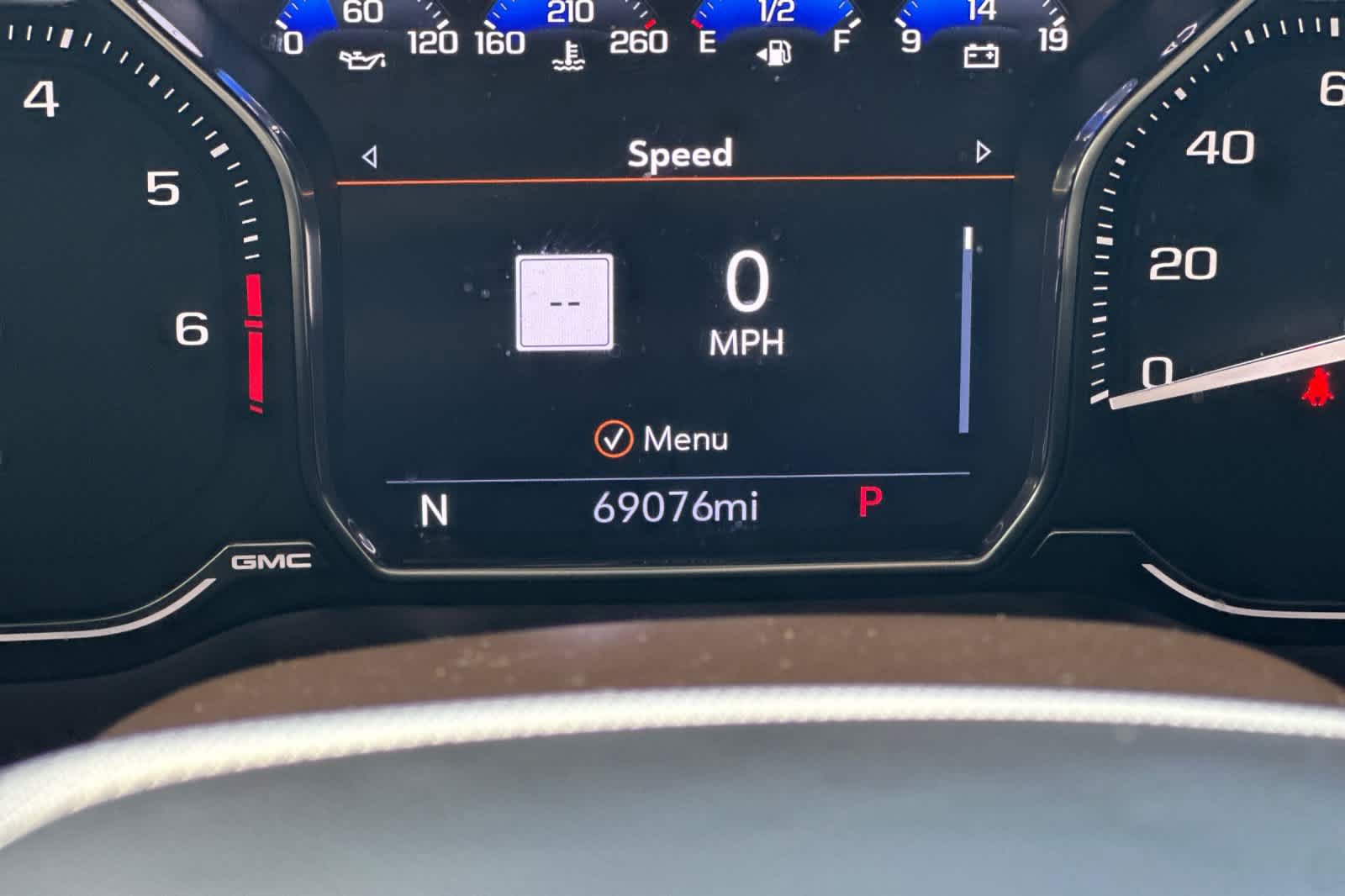 Used 2021 GMC Yukon XL Denali AWD/4WD image 27