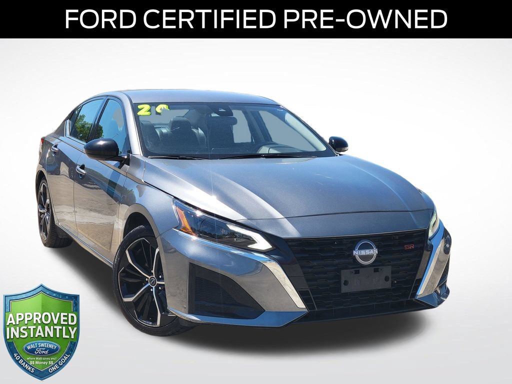 Used 2024 Nissan Altima 2.5 SR