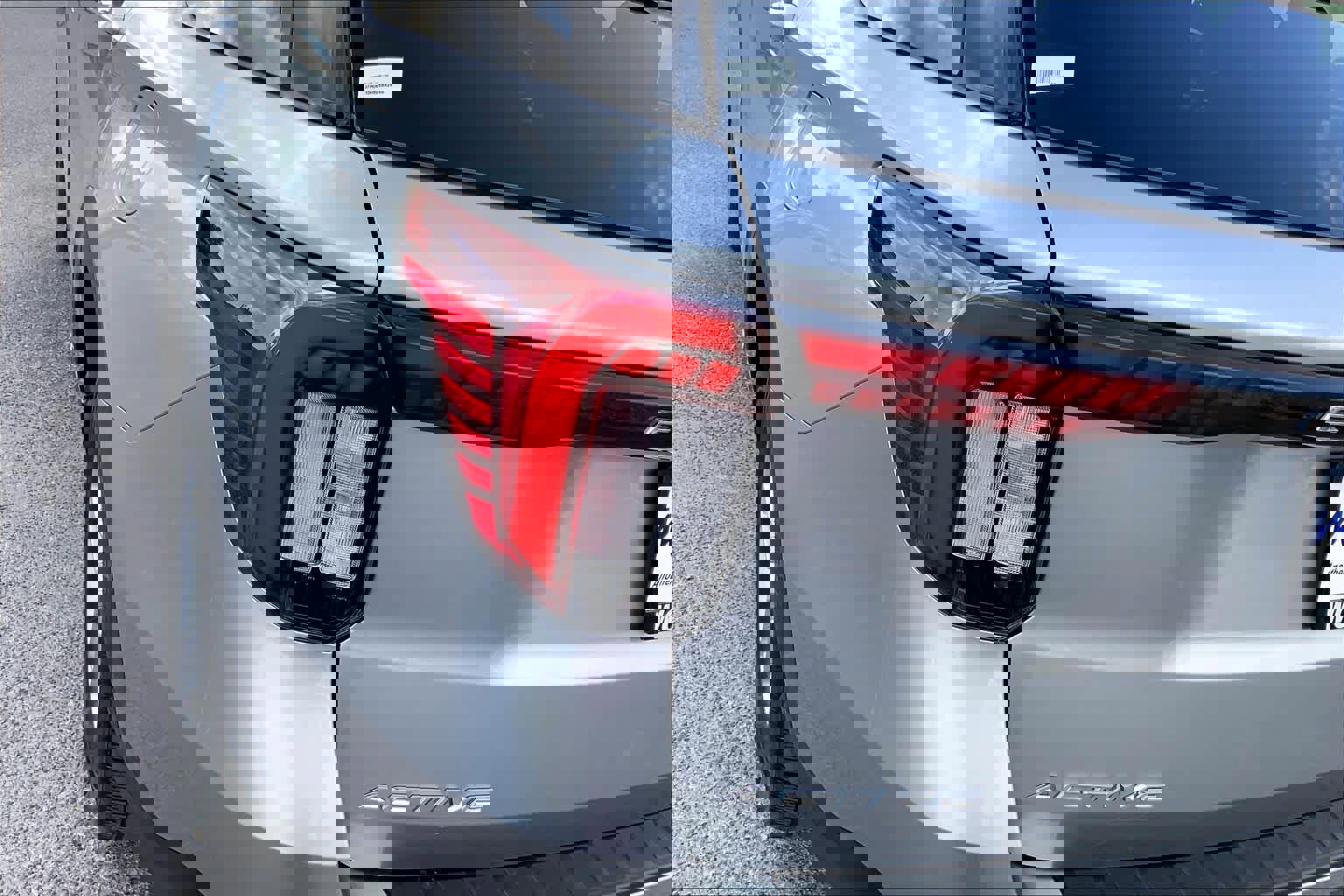 Certified 2025 Ford Explorer Active image 28