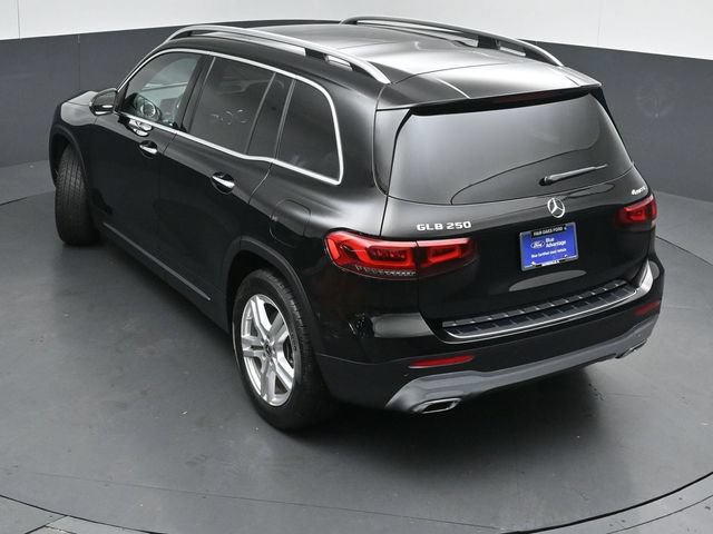 Used 2022 Mercedes-Benz GLB 250 4MATIC image 44
