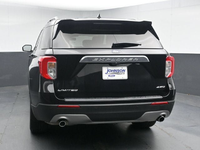 Certified 2024 Ford Explorer Limited AWD/4WD image 9