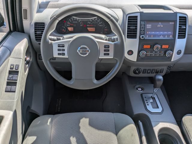 Used 2021 Nissan Frontier SV w/ Midnight Edition Floor Mats AWD/4WD image 11