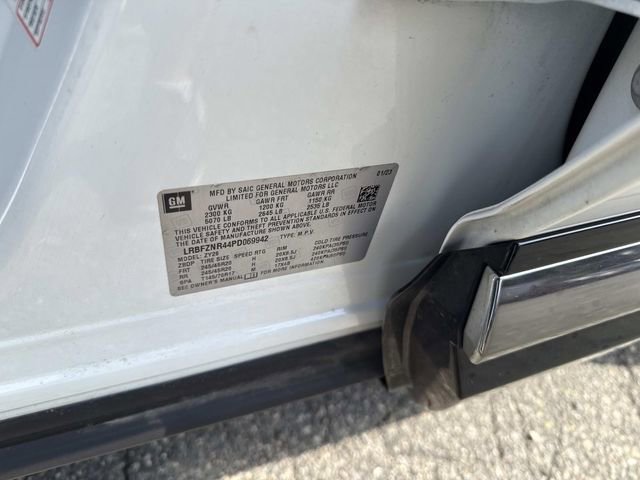 Used 2023 Buick Envision Essence w/ Sport Touring Package image 21