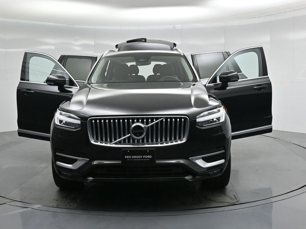 Used 2023 Volvo XC90 B6 Ultimate w/ Protection Package Premier image 54