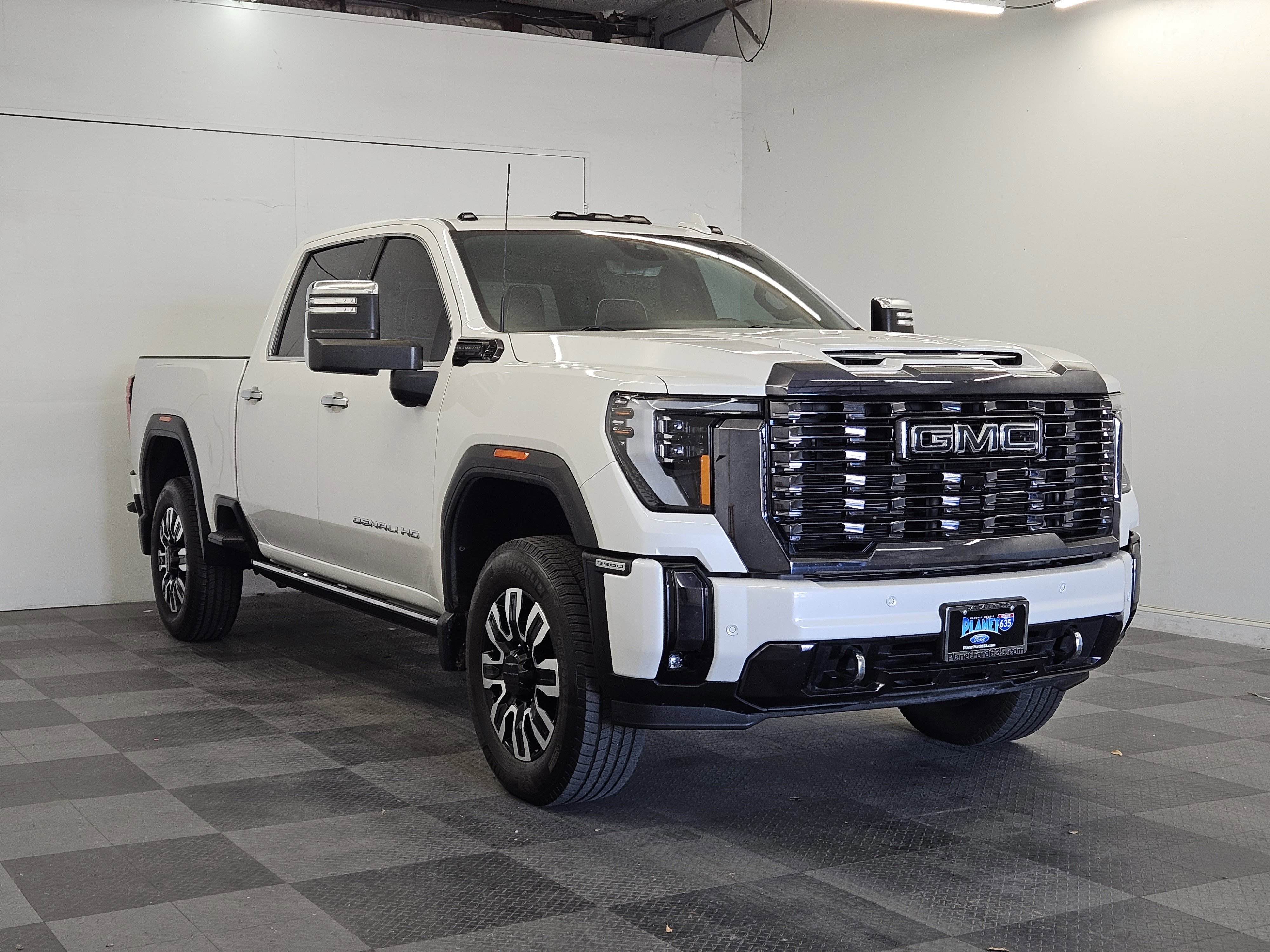 Used 2024 GMC Sierra 2500 Denali Ultimate image 6