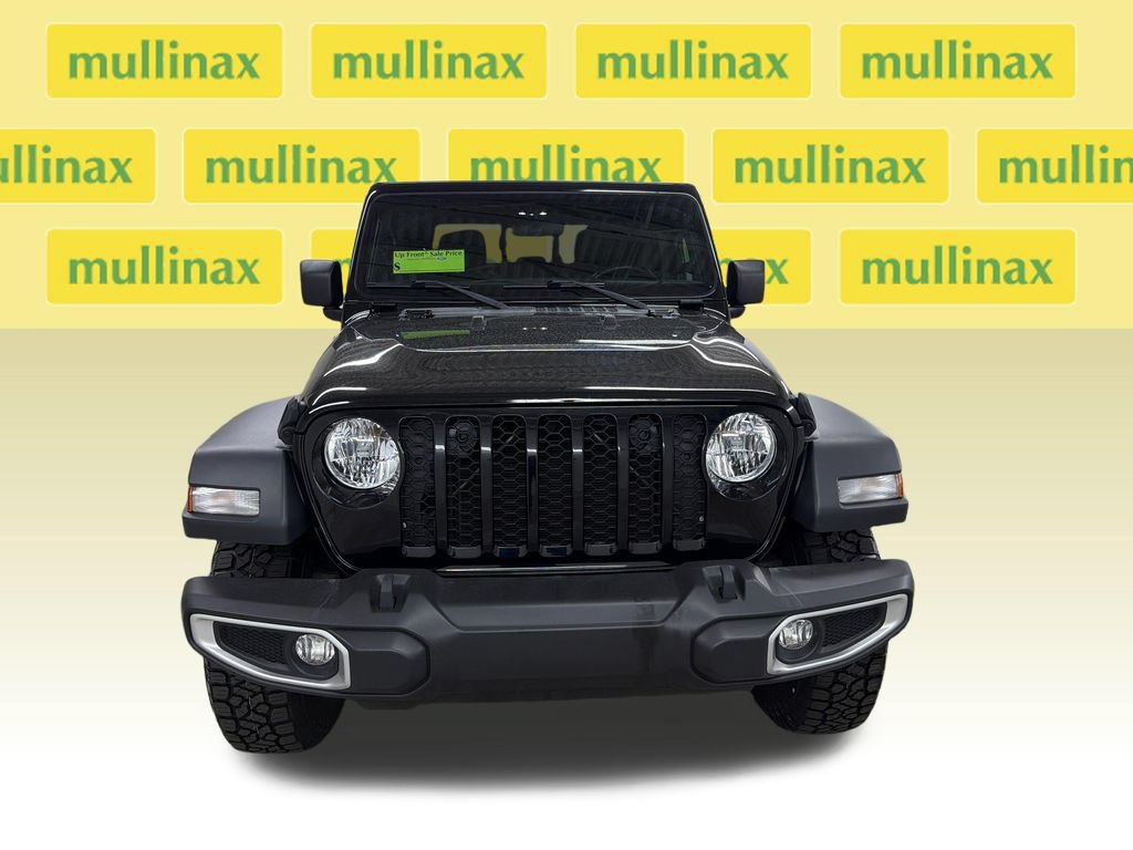 Used 2023 Jeep Gladiator Sport w/ Off Road Group AWD/4WD image 15