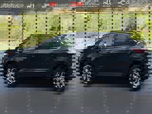 Certified 2024 Ford Edge SEL image 2