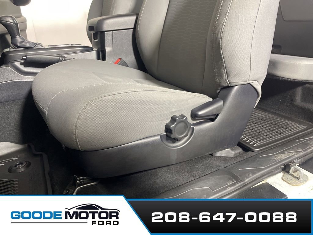 Used 2019 Toyota Tacoma SR w/ SX Package AWD/4WD image 12