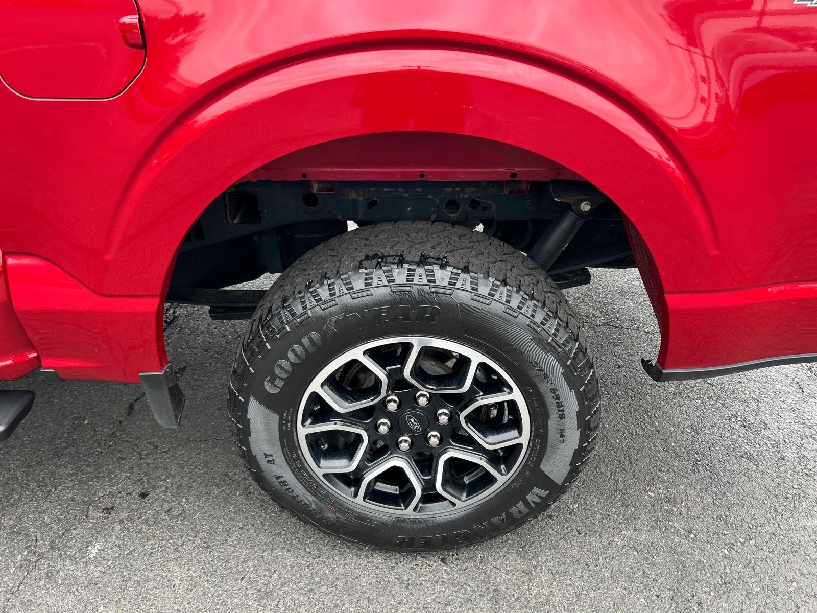 Certified 2022 Ford F150 XLT w/ Equipment Group 302A High image 32