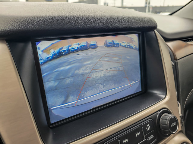 Used 2020 GMC Yukon Denali w/ Denali Ultimate Black Edition image 18