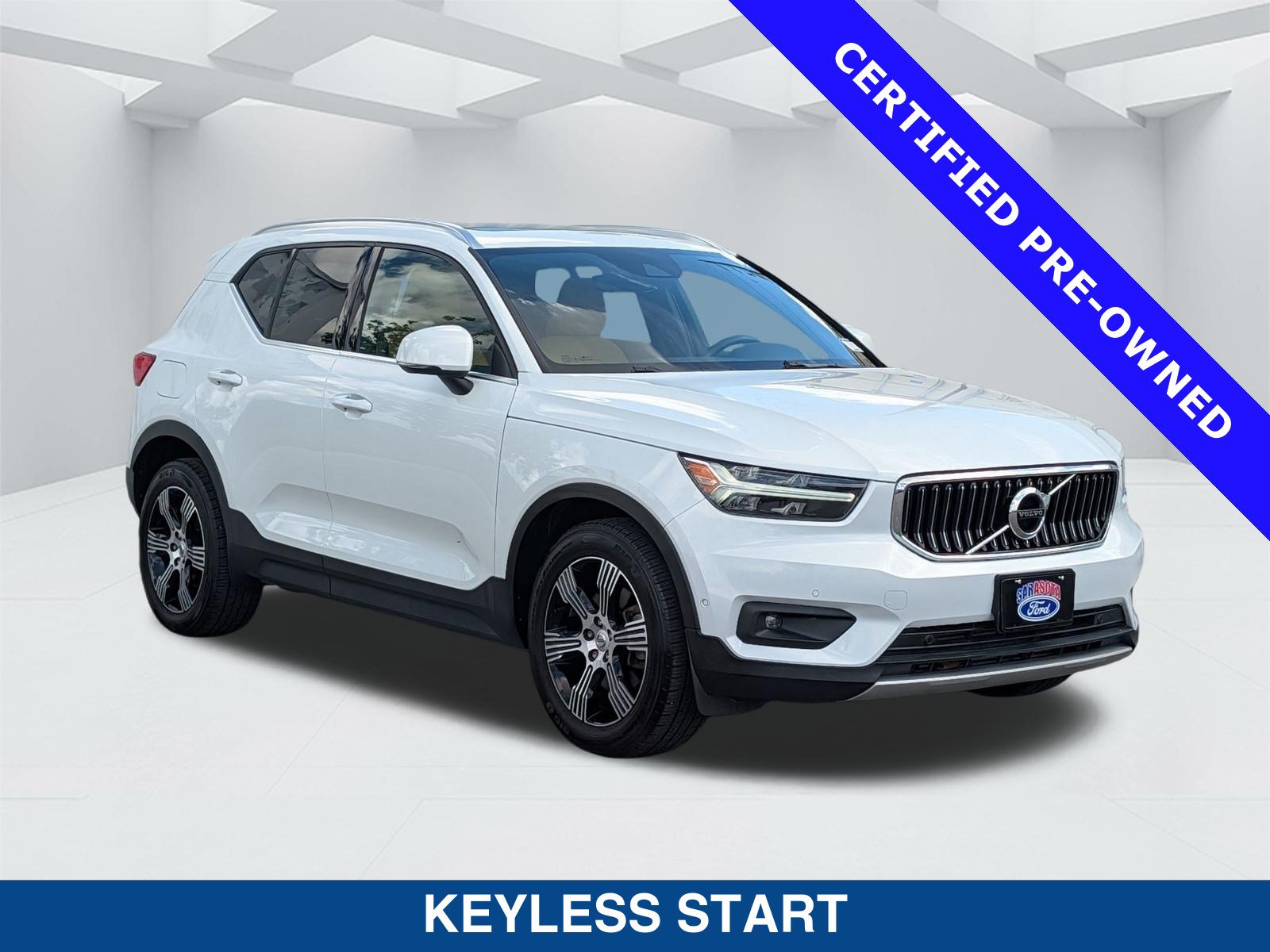 Used 2019 Volvo XC40 T5 Inscription AWD/4WD image 3