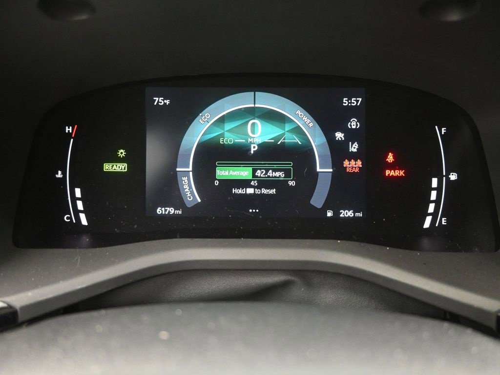 Used 2026 Toyota Camry SE w/ Convenience Package image 3