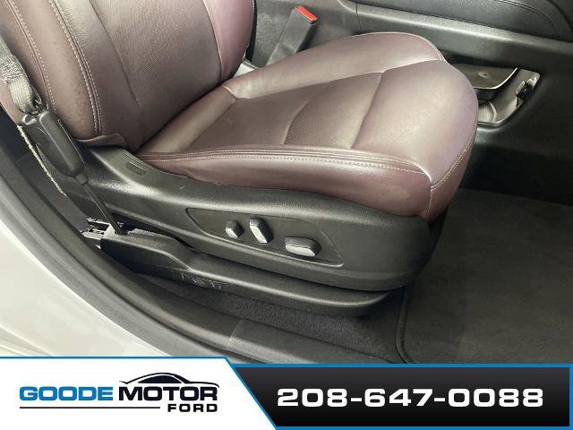 Used 2022 Cadillac XT6 Premium Luxury w/ Technology Package AWD/4WD image 24