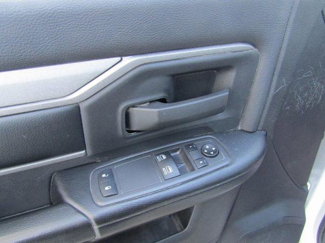 Used 2022 RAM 5500 Tradesman AWD/4WD image 17
