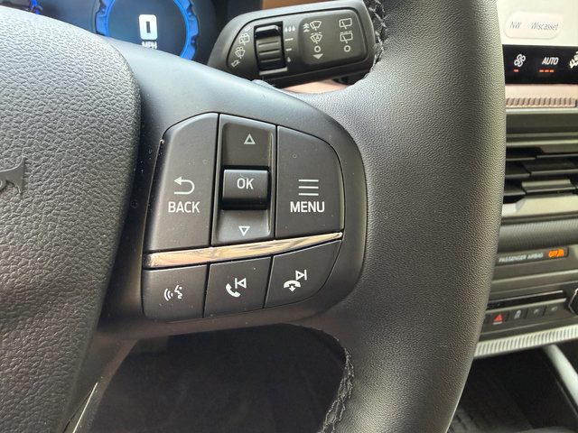 Certified 2025 Ford Bronco Sport Outer Banks w/ Outer Banks Tech Package+ AWD/4WD image 20