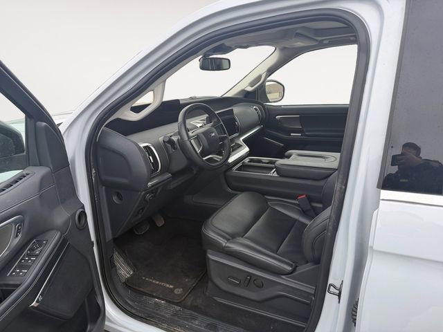 Certified 2025 Ford Expedition Platinum AWD/4WD image 9