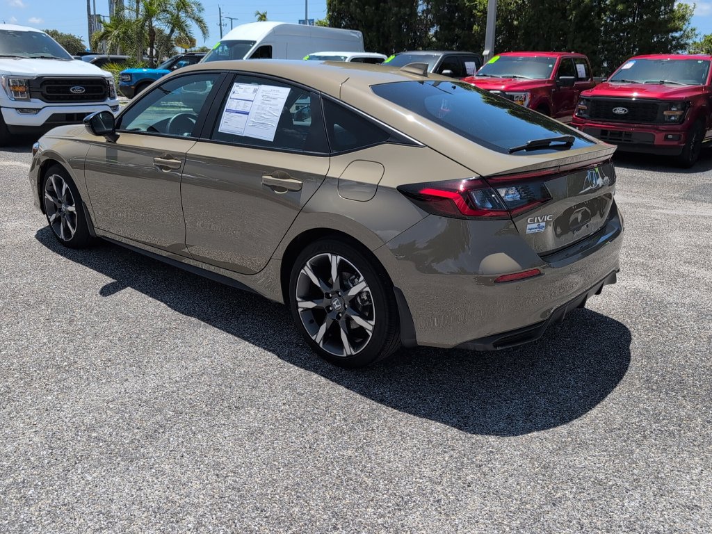 Used 2025 Honda Civic Sport Touring image 5