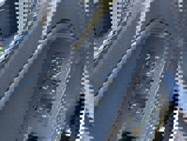 Certified 2019 Ford EcoSport SE w/ SE Convenience Package image 18