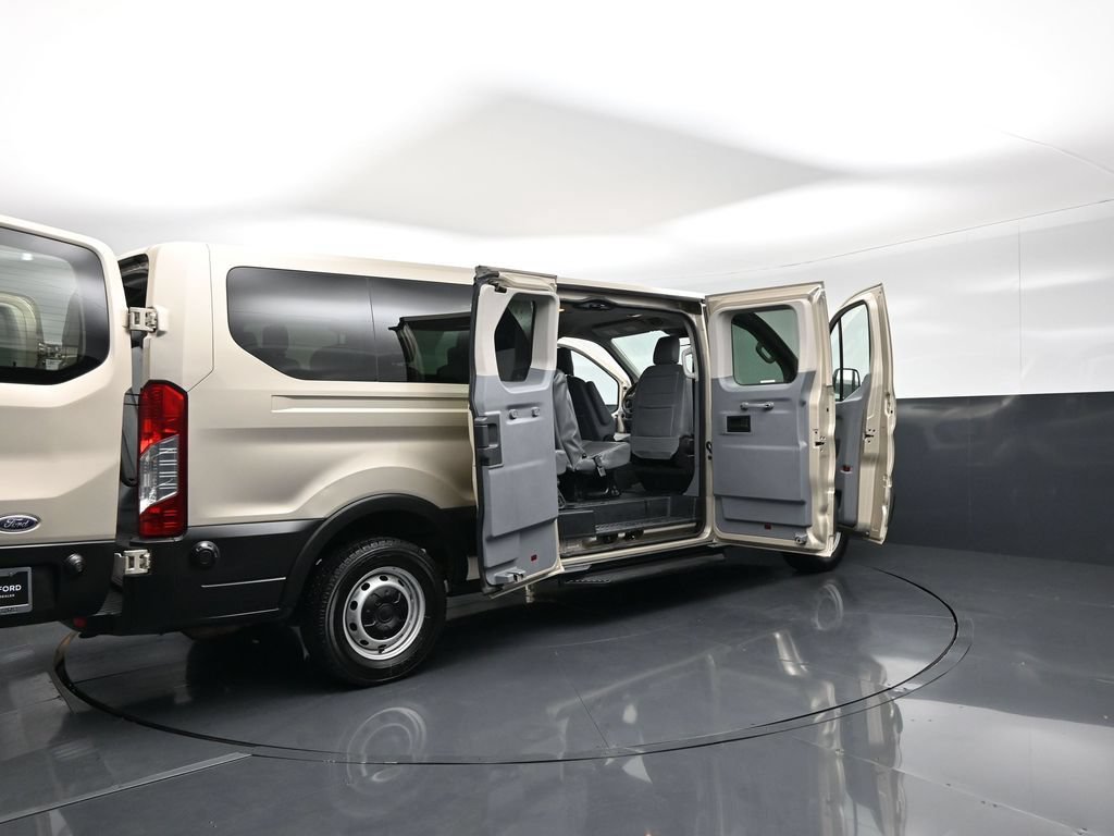 Certified 2019 Ford Transit 350 XL RWD image 5