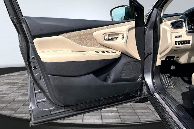 Used 2024 Nissan Murano SL w/ Cargo Package image 23