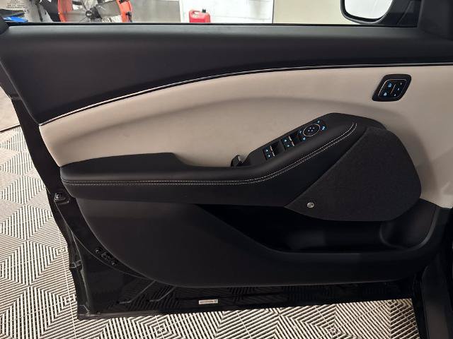 Certified 2023 Ford Mustang Mach-E Premium AWD/4WD image 11