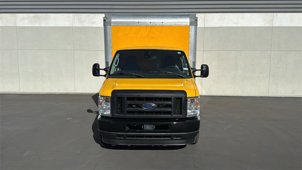 Certified 2022 Ford E-350 and Econoline 350 Super Duty image 2