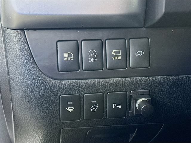 Used 2018 Toyota Highlander Limited Platinum AWD/4WD image 17